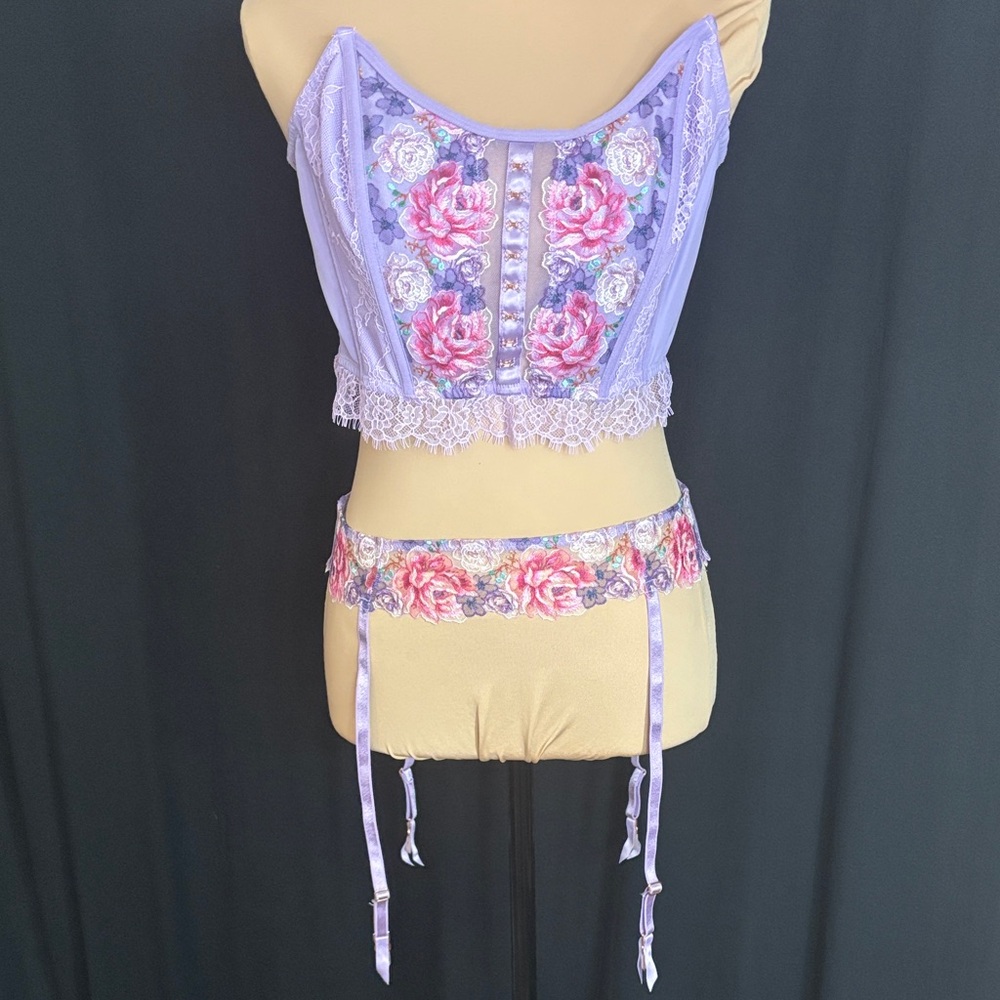 Victoria's Secret Purple Floral Lace bustier Set